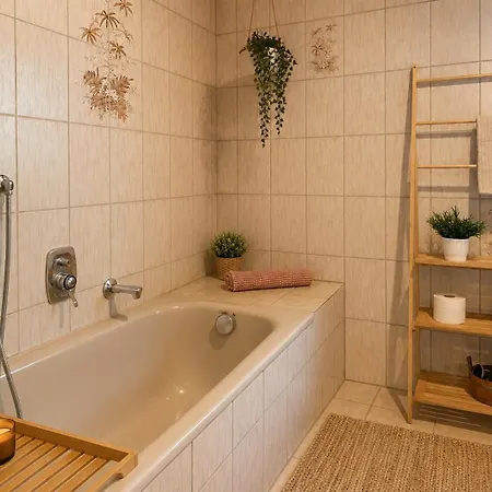 Odw Homes - Im Mit Garten Appartement *